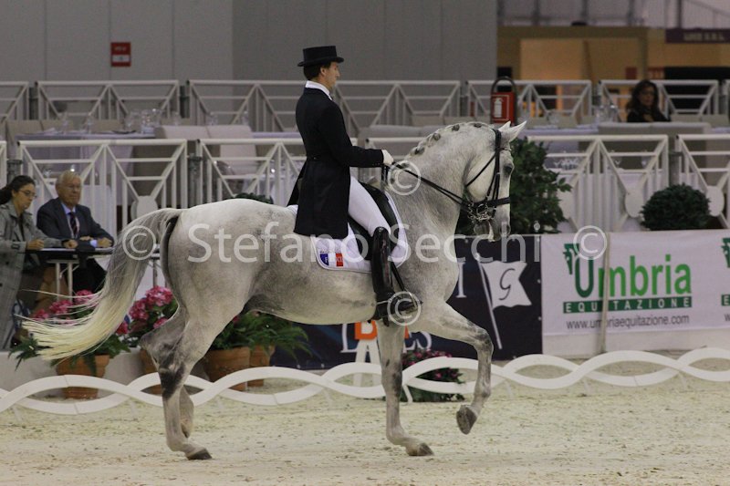 DUPERDU_PASSE PARTOUT_MILANO_2011_SS3_4943.jpg